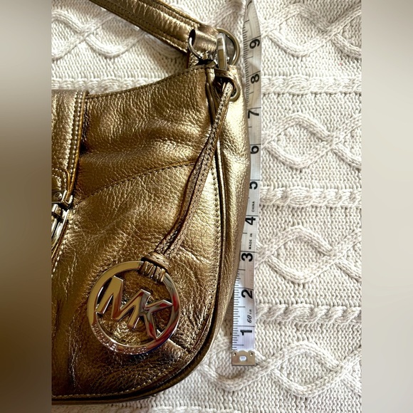 Michael Kors Rich Gold Shoulder Bag with Dust Bag - Picture 14 of 16